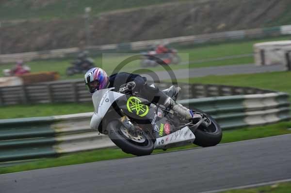 Mallory park Leicestershire;Mallory park photographs;Motorcycle action photographs;event digital images;eventdigitalimages;mallory park;no limits trackday;peter wileman photography;trackday;trackday digital images;trackday photos