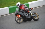 Mallory-park-Leicestershire;Mallory-park-photographs;Motorcycle-action-photographs;event-digital-images;eventdigitalimages;mallory-park;no-limits-trackday;peter-wileman-photography;trackday;trackday-digital-images;trackday-photos