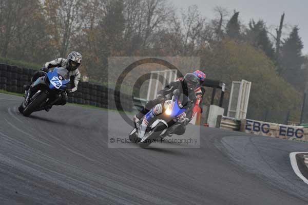 Mallory park Leicestershire;Mallory park photographs;Motorcycle action photographs;event digital images;eventdigitalimages;mallory park;no limits trackday;peter wileman photography;trackday;trackday digital images;trackday photos