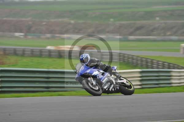 Mallory park Leicestershire;Mallory park photographs;Motorcycle action photographs;event digital images;eventdigitalimages;mallory park;no limits trackday;peter wileman photography;trackday;trackday digital images;trackday photos