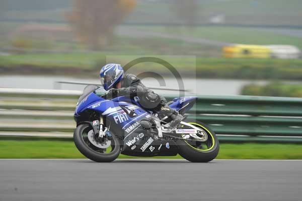 Mallory park Leicestershire;Mallory park photographs;Motorcycle action photographs;event digital images;eventdigitalimages;mallory park;no limits trackday;peter wileman photography;trackday;trackday digital images;trackday photos