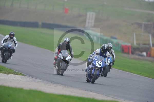 Mallory park Leicestershire;Mallory park photographs;Motorcycle action photographs;event digital images;eventdigitalimages;mallory park;no limits trackday;peter wileman photography;trackday;trackday digital images;trackday photos