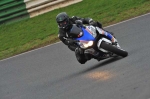 Mallory-park-Leicestershire;Mallory-park-photographs;Motorcycle-action-photographs;event-digital-images;eventdigitalimages;mallory-park;no-limits-trackday;peter-wileman-photography;trackday;trackday-digital-images;trackday-photos