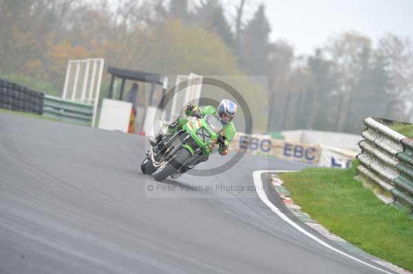 Mallory park Leicestershire;Mallory park photographs;Motorcycle action photographs;event digital images;eventdigitalimages;mallory park;no limits trackday;peter wileman photography;trackday;trackday digital images;trackday photos