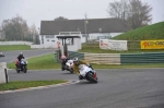 Mallory-park-Leicestershire;Mallory-park-photographs;Motorcycle-action-photographs;event-digital-images;eventdigitalimages;mallory-park;no-limits-trackday;peter-wileman-photography;trackday;trackday-digital-images;trackday-photos