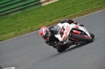 Mallory-park-Leicestershire;Mallory-park-photographs;Motorcycle-action-photographs;event-digital-images;eventdigitalimages;mallory-park;no-limits-trackday;peter-wileman-photography;trackday;trackday-digital-images;trackday-photos