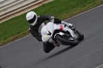 Mallory-park-Leicestershire;Mallory-park-photographs;Motorcycle-action-photographs;event-digital-images;eventdigitalimages;mallory-park;no-limits-trackday;peter-wileman-photography;trackday;trackday-digital-images;trackday-photos