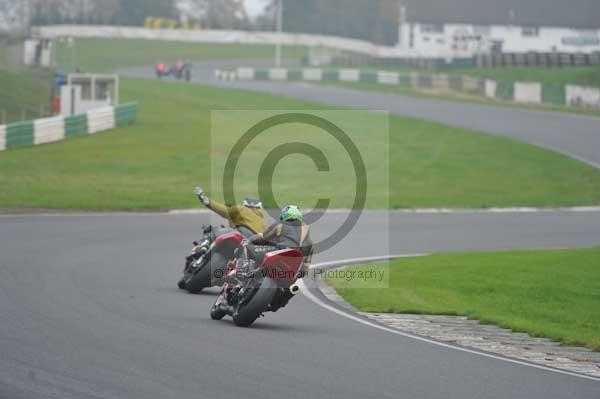 Mallory park Leicestershire;Mallory park photographs;Motorcycle action photographs;event digital images;eventdigitalimages;mallory park;no limits trackday;peter wileman photography;trackday;trackday digital images;trackday photos