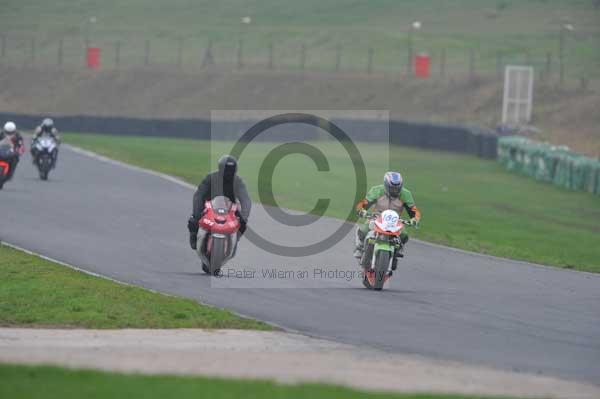 Mallory park Leicestershire;Mallory park photographs;Motorcycle action photographs;event digital images;eventdigitalimages;mallory park;no limits trackday;peter wileman photography;trackday;trackday digital images;trackday photos