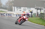 Mallory-park-Leicestershire;Mallory-park-photographs;Motorcycle-action-photographs;event-digital-images;eventdigitalimages;mallory-park;no-limits-trackday;peter-wileman-photography;trackday;trackday-digital-images;trackday-photos