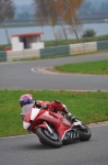 Mallory-park-Leicestershire;Mallory-park-photographs;Motorcycle-action-photographs;event-digital-images;eventdigitalimages;mallory-park;no-limits-trackday;peter-wileman-photography;trackday;trackday-digital-images;trackday-photos