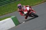 Mallory-park-Leicestershire;Mallory-park-photographs;Motorcycle-action-photographs;event-digital-images;eventdigitalimages;mallory-park;no-limits-trackday;peter-wileman-photography;trackday;trackday-digital-images;trackday-photos