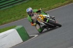 Mallory-park-Leicestershire;Mallory-park-photographs;Motorcycle-action-photographs;event-digital-images;eventdigitalimages;mallory-park;no-limits-trackday;peter-wileman-photography;trackday;trackday-digital-images;trackday-photos