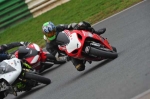 Mallory-park-Leicestershire;Mallory-park-photographs;Motorcycle-action-photographs;event-digital-images;eventdigitalimages;mallory-park;no-limits-trackday;peter-wileman-photography;trackday;trackday-digital-images;trackday-photos