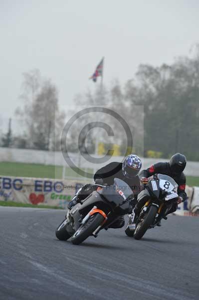 Mallory park Leicestershire;Mallory park photographs;Motorcycle action photographs;event digital images;eventdigitalimages;mallory park;no limits trackday;peter wileman photography;trackday;trackday digital images;trackday photos