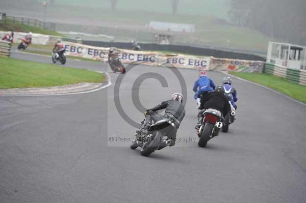 Mallory park Leicestershire;Mallory park photographs;Motorcycle action photographs;event digital images;eventdigitalimages;mallory park;no limits trackday;peter wileman photography;trackday;trackday digital images;trackday photos