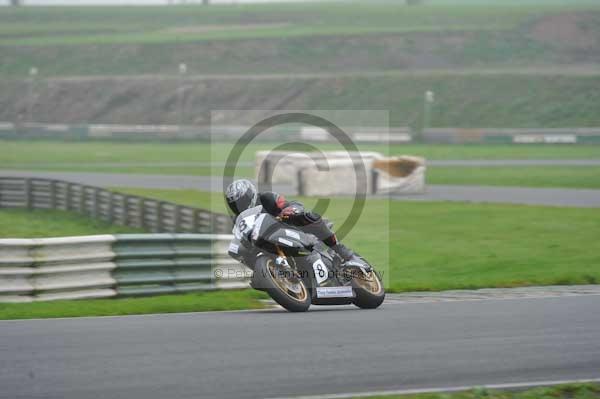 Mallory park Leicestershire;Mallory park photographs;Motorcycle action photographs;event digital images;eventdigitalimages;mallory park;no limits trackday;peter wileman photography;trackday;trackday digital images;trackday photos