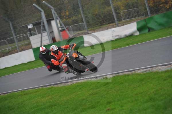Mallory park Leicestershire;Mallory park photographs;Motorcycle action photographs;event digital images;eventdigitalimages;mallory park;no limits trackday;peter wileman photography;trackday;trackday digital images;trackday photos