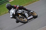 Mallory-park-Leicestershire;Mallory-park-photographs;Motorcycle-action-photographs;event-digital-images;eventdigitalimages;mallory-park;no-limits-trackday;peter-wileman-photography;trackday;trackday-digital-images;trackday-photos
