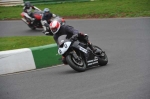 Mallory-park-Leicestershire;Mallory-park-photographs;Motorcycle-action-photographs;event-digital-images;eventdigitalimages;mallory-park;no-limits-trackday;peter-wileman-photography;trackday;trackday-digital-images;trackday-photos