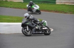 Mallory-park-Leicestershire;Mallory-park-photographs;Motorcycle-action-photographs;event-digital-images;eventdigitalimages;mallory-park;no-limits-trackday;peter-wileman-photography;trackday;trackday-digital-images;trackday-photos