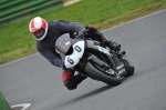 Mallory-park-Leicestershire;Mallory-park-photographs;Motorcycle-action-photographs;event-digital-images;eventdigitalimages;mallory-park;no-limits-trackday;peter-wileman-photography;trackday;trackday-digital-images;trackday-photos