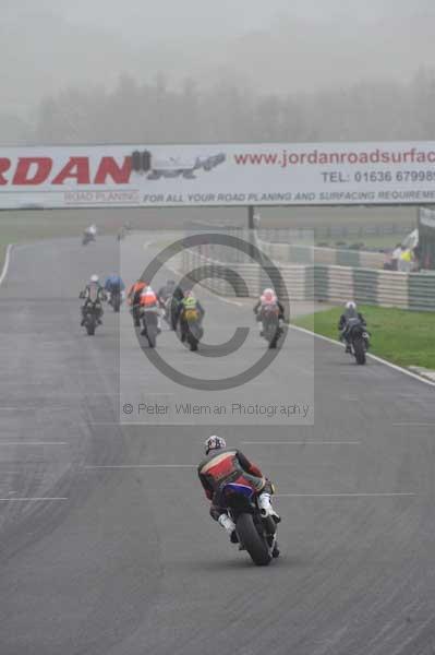 Mallory park Leicestershire;Mallory park photographs;Motorcycle action photographs;event digital images;eventdigitalimages;mallory park;no limits trackday;peter wileman photography;trackday;trackday digital images;trackday photos