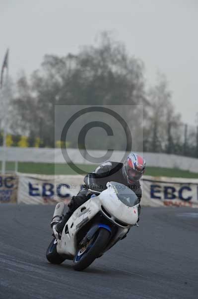 Mallory park Leicestershire;Mallory park photographs;Motorcycle action photographs;event digital images;eventdigitalimages;mallory park;no limits trackday;peter wileman photography;trackday;trackday digital images;trackday photos