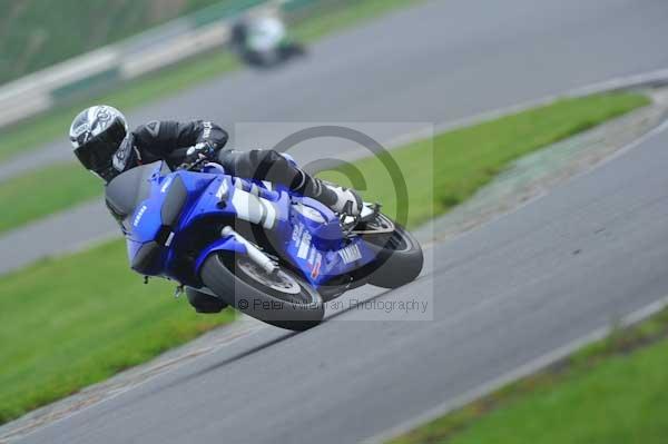 Mallory park Leicestershire;Mallory park photographs;Motorcycle action photographs;event digital images;eventdigitalimages;mallory park;no limits trackday;peter wileman photography;trackday;trackday digital images;trackday photos