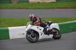 Mallory-park-Leicestershire;Mallory-park-photographs;Motorcycle-action-photographs;event-digital-images;eventdigitalimages;mallory-park;no-limits-trackday;peter-wileman-photography;trackday;trackday-digital-images;trackday-photos