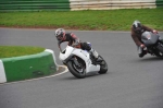 Mallory-park-Leicestershire;Mallory-park-photographs;Motorcycle-action-photographs;event-digital-images;eventdigitalimages;mallory-park;no-limits-trackday;peter-wileman-photography;trackday;trackday-digital-images;trackday-photos