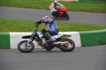 Mallory-park-Leicestershire;Mallory-park-photographs;Motorcycle-action-photographs;event-digital-images;eventdigitalimages;mallory-park;no-limits-trackday;peter-wileman-photography;trackday;trackday-digital-images;trackday-photos
