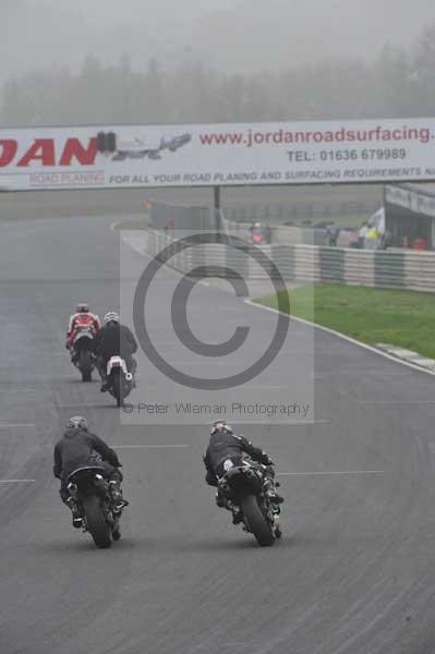 Mallory park Leicestershire;Mallory park photographs;Motorcycle action photographs;event digital images;eventdigitalimages;mallory park;no limits trackday;peter wileman photography;trackday;trackday digital images;trackday photos