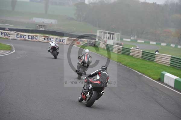 Mallory park Leicestershire;Mallory park photographs;Motorcycle action photographs;event digital images;eventdigitalimages;mallory park;no limits trackday;peter wileman photography;trackday;trackday digital images;trackday photos
