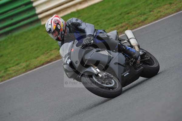 Mallory park Leicestershire;Mallory park photographs;Motorcycle action photographs;event digital images;eventdigitalimages;mallory park;no limits trackday;peter wileman photography;trackday;trackday digital images;trackday photos