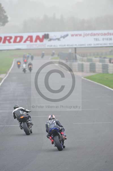 Mallory park Leicestershire;Mallory park photographs;Motorcycle action photographs;event digital images;eventdigitalimages;mallory park;no limits trackday;peter wileman photography;trackday;trackday digital images;trackday photos