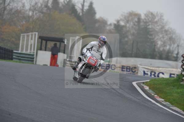 Mallory park Leicestershire;Mallory park photographs;Motorcycle action photographs;event digital images;eventdigitalimages;mallory park;no limits trackday;peter wileman photography;trackday;trackday digital images;trackday photos