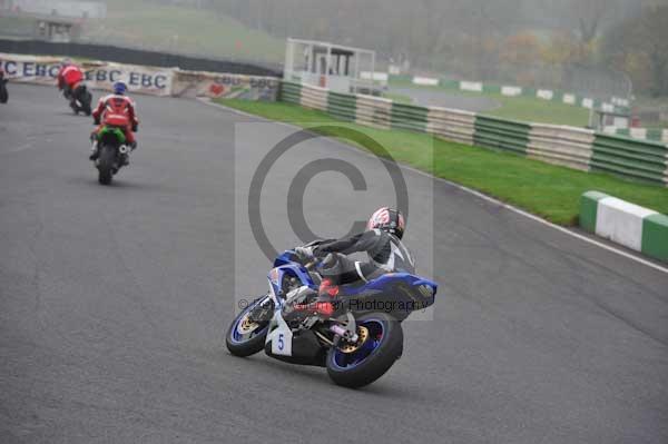 Mallory park Leicestershire;Mallory park photographs;Motorcycle action photographs;event digital images;eventdigitalimages;mallory park;no limits trackday;peter wileman photography;trackday;trackday digital images;trackday photos