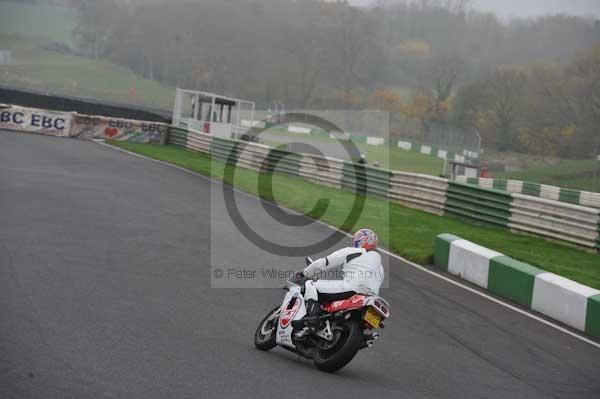 Mallory park Leicestershire;Mallory park photographs;Motorcycle action photographs;event digital images;eventdigitalimages;mallory park;no limits trackday;peter wileman photography;trackday;trackday digital images;trackday photos