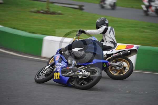 Mallory park Leicestershire;Mallory park photographs;Motorcycle action photographs;event digital images;eventdigitalimages;mallory park;no limits trackday;peter wileman photography;trackday;trackday digital images;trackday photos
