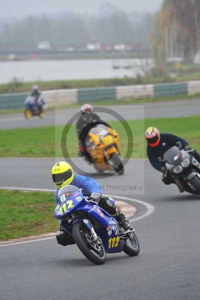 Mallory park Leicestershire;Mallory park photographs;Motorcycle action photographs;event digital images;eventdigitalimages;mallory park;no limits trackday;peter wileman photography;trackday;trackday digital images;trackday photos