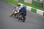 Mallory-park-Leicestershire;Mallory-park-photographs;Motorcycle-action-photographs;event-digital-images;eventdigitalimages;mallory-park;no-limits-trackday;peter-wileman-photography;trackday;trackday-digital-images;trackday-photos