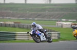 Mallory-park-Leicestershire;Mallory-park-photographs;Motorcycle-action-photographs;event-digital-images;eventdigitalimages;mallory-park;no-limits-trackday;peter-wileman-photography;trackday;trackday-digital-images;trackday-photos
