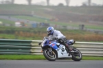 Mallory-park-Leicestershire;Mallory-park-photographs;Motorcycle-action-photographs;event-digital-images;eventdigitalimages;mallory-park;no-limits-trackday;peter-wileman-photography;trackday;trackday-digital-images;trackday-photos