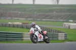 Mallory-park-Leicestershire;Mallory-park-photographs;Motorcycle-action-photographs;event-digital-images;eventdigitalimages;mallory-park;no-limits-trackday;peter-wileman-photography;trackday;trackday-digital-images;trackday-photos