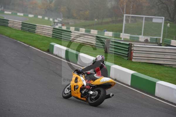 Mallory park Leicestershire;Mallory park photographs;Motorcycle action photographs;event digital images;eventdigitalimages;mallory park;no limits trackday;peter wileman photography;trackday;trackday digital images;trackday photos