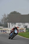 Mallory-park-Leicestershire;Mallory-park-photographs;Motorcycle-action-photographs;event-digital-images;eventdigitalimages;mallory-park;no-limits-trackday;peter-wileman-photography;trackday;trackday-digital-images;trackday-photos