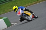 Mallory-park-Leicestershire;Mallory-park-photographs;Motorcycle-action-photographs;event-digital-images;eventdigitalimages;mallory-park;no-limits-trackday;peter-wileman-photography;trackday;trackday-digital-images;trackday-photos