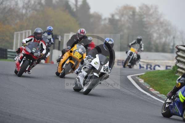 Mallory park Leicestershire;Mallory park photographs;Motorcycle action photographs;event digital images;eventdigitalimages;mallory park;no limits trackday;peter wileman photography;trackday;trackday digital images;trackday photos