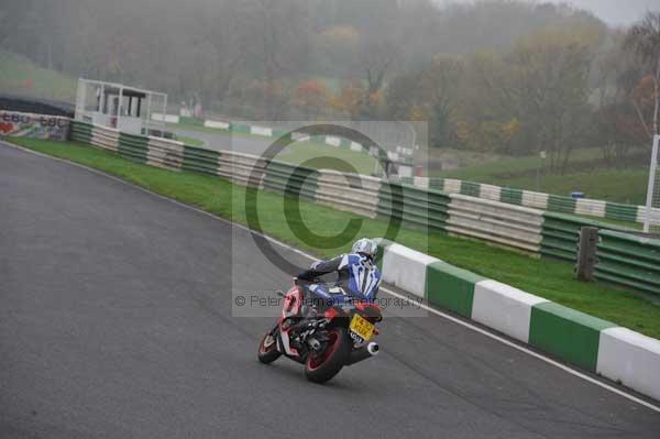 Mallory park Leicestershire;Mallory park photographs;Motorcycle action photographs;event digital images;eventdigitalimages;mallory park;no limits trackday;peter wileman photography;trackday;trackday digital images;trackday photos